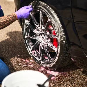 YumCars Wheels - 2 In 1 Wheel Cleaning Solution